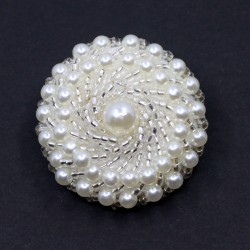 Coat button with pearls