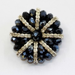 Coat button with pearls