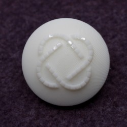 Shank polyester button 