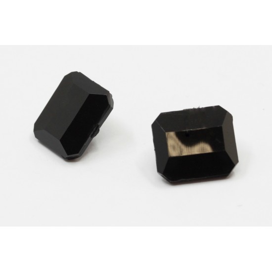 Shank polyester button 