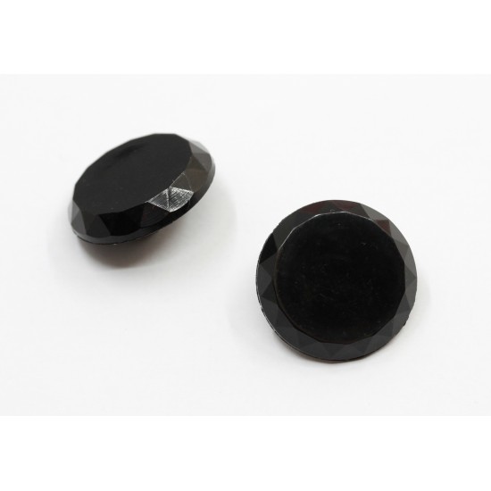 Shank polyester button 