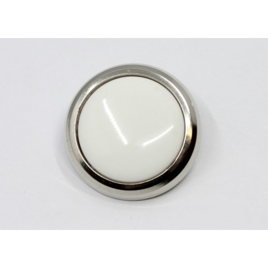 Shank polyester button 