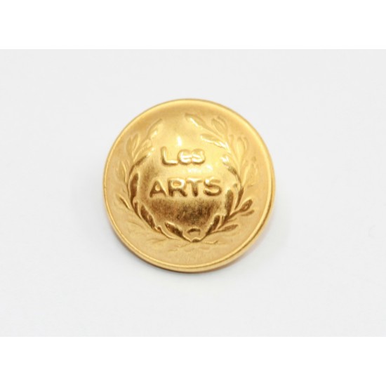 Shank polyester button 