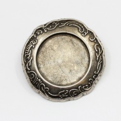 Metal shank button 