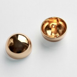 Metallnööp kannaga kerge
