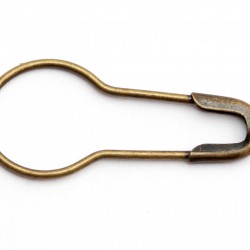Safety pin metal round