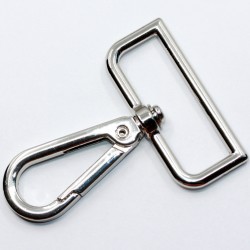 Metal locker 
