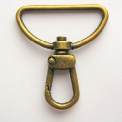 Metal locker