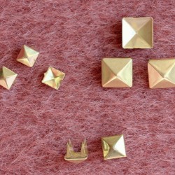 Rivet metal pyramid