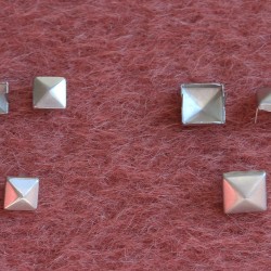 Rivet metal pyramid