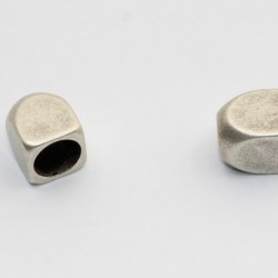 Cord end metal
