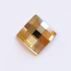 Triigitav ruut crystal